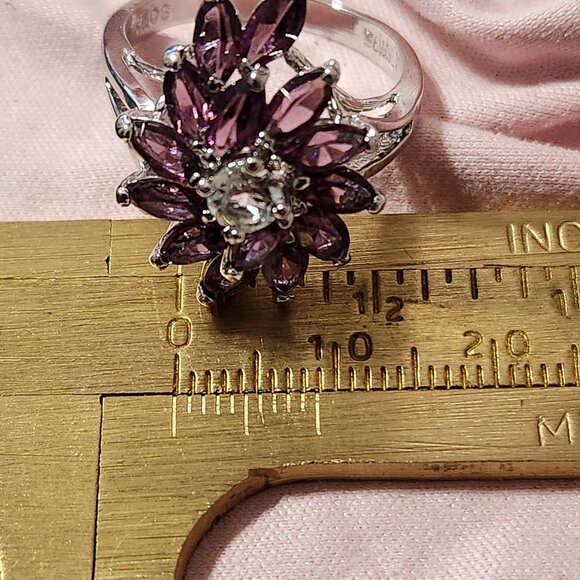 HOLD 1997 Vintage Marquise Amethyst Cluster Ring Stamped "18KGE" "KAOS" Size 9 - Picture 14 of 14